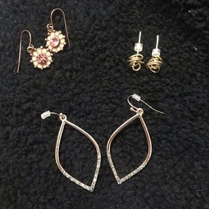 ✨3/$10 - Earring Set